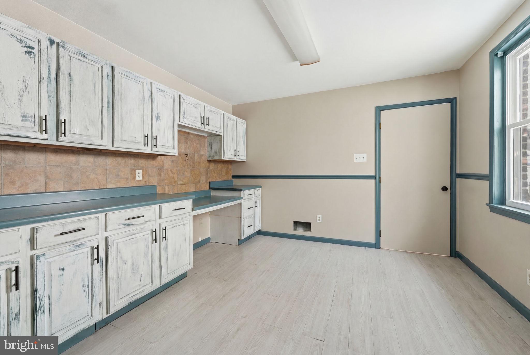 ROLLING MEADOWS - Residential