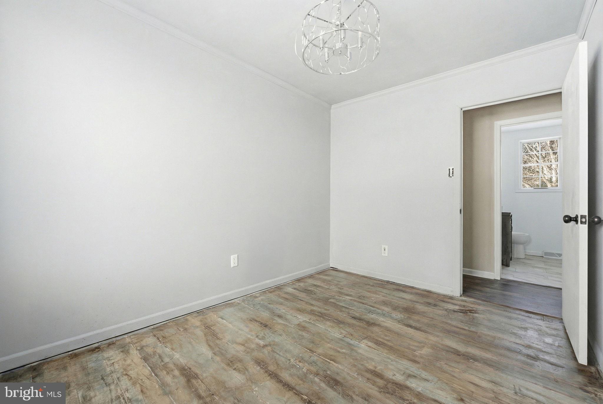 ROLLING MEADOWS - Residential