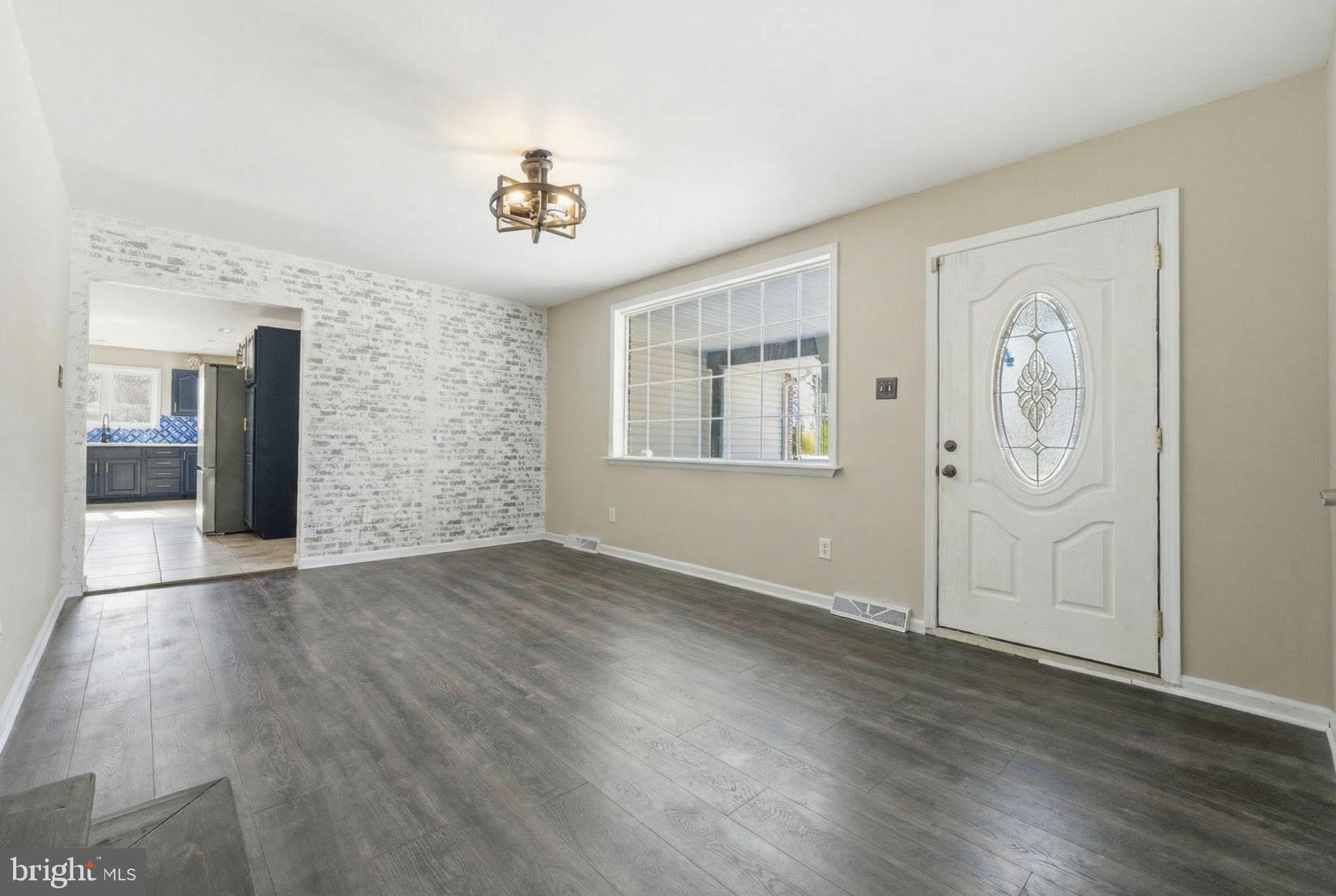 ROLLING MEADOWS - Residential