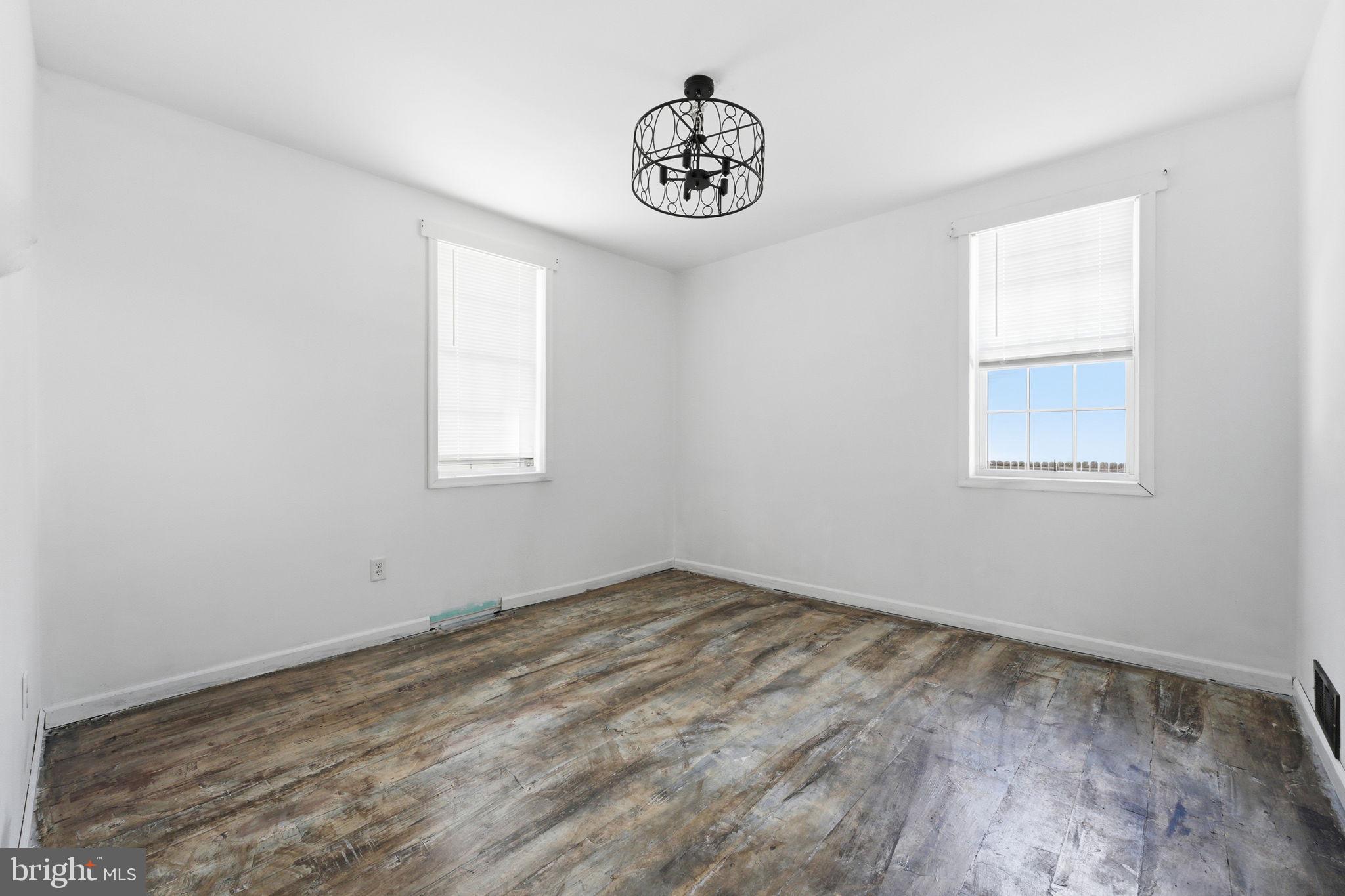 ROLLING MEADOWS - Residential