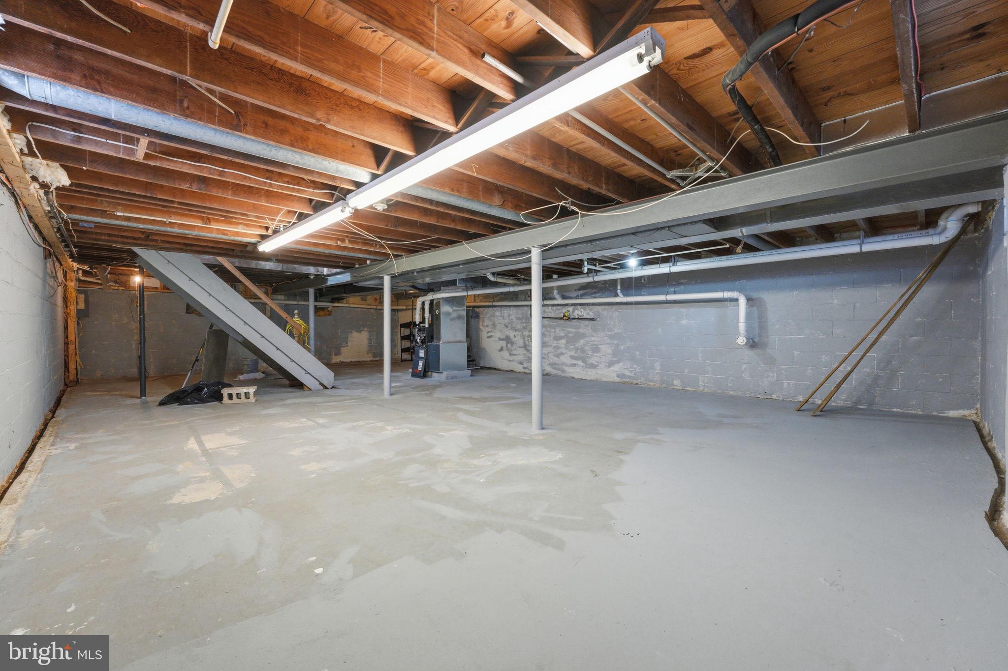 ROLLING MEADOWS - Residential