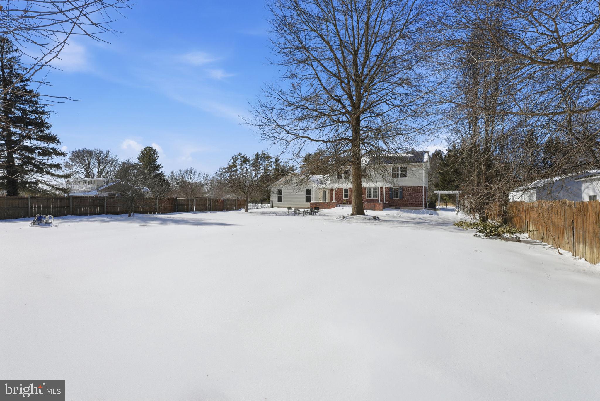 ROLLING MEADOWS - Residential