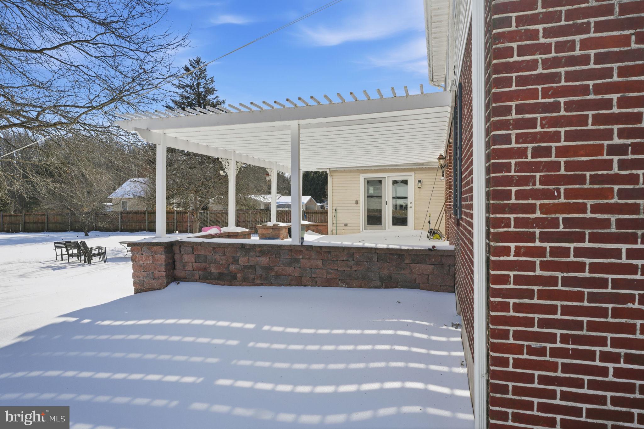 ROLLING MEADOWS - Residential