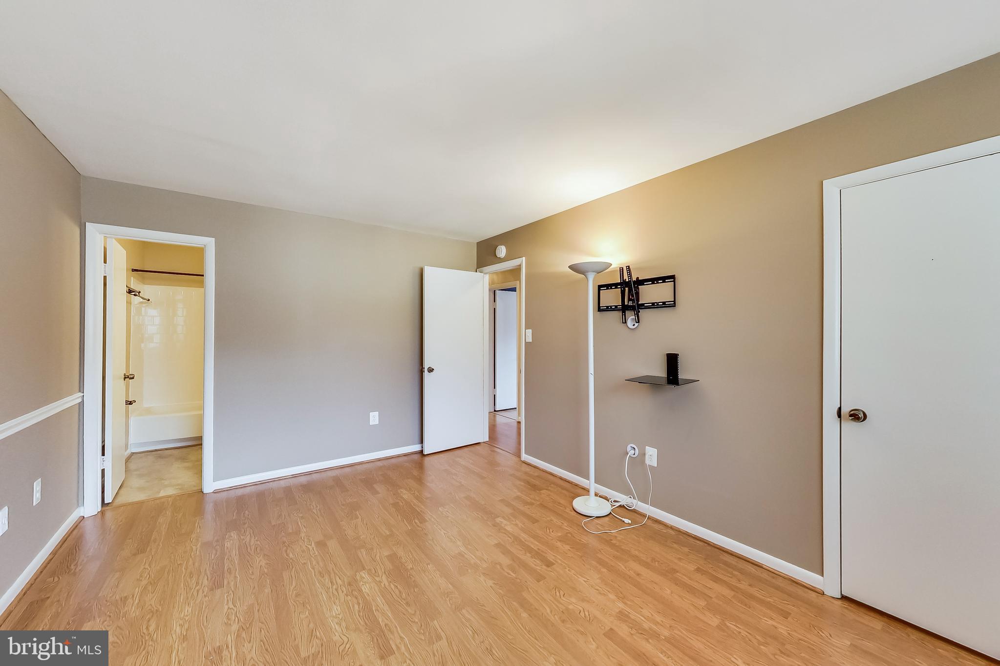 BURKE CENTRE - Residential