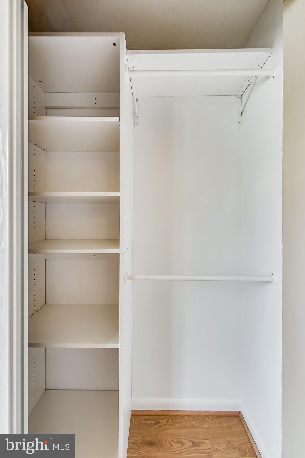 BURKE CENTRE - Residential