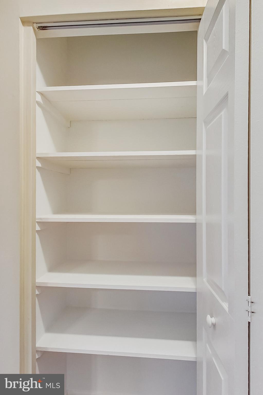 BURKE CENTRE - Residential