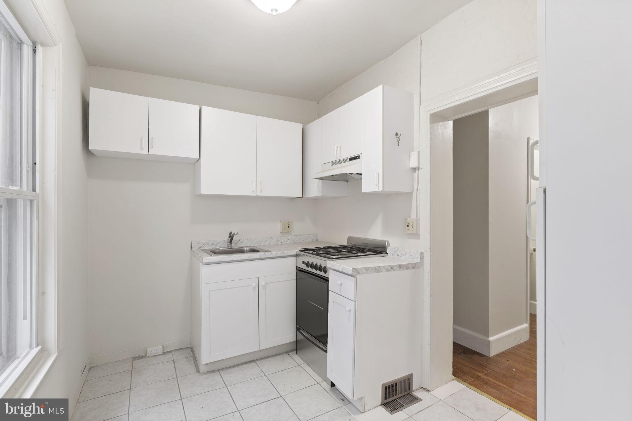 GRADUATE HOSPITAL - Residential