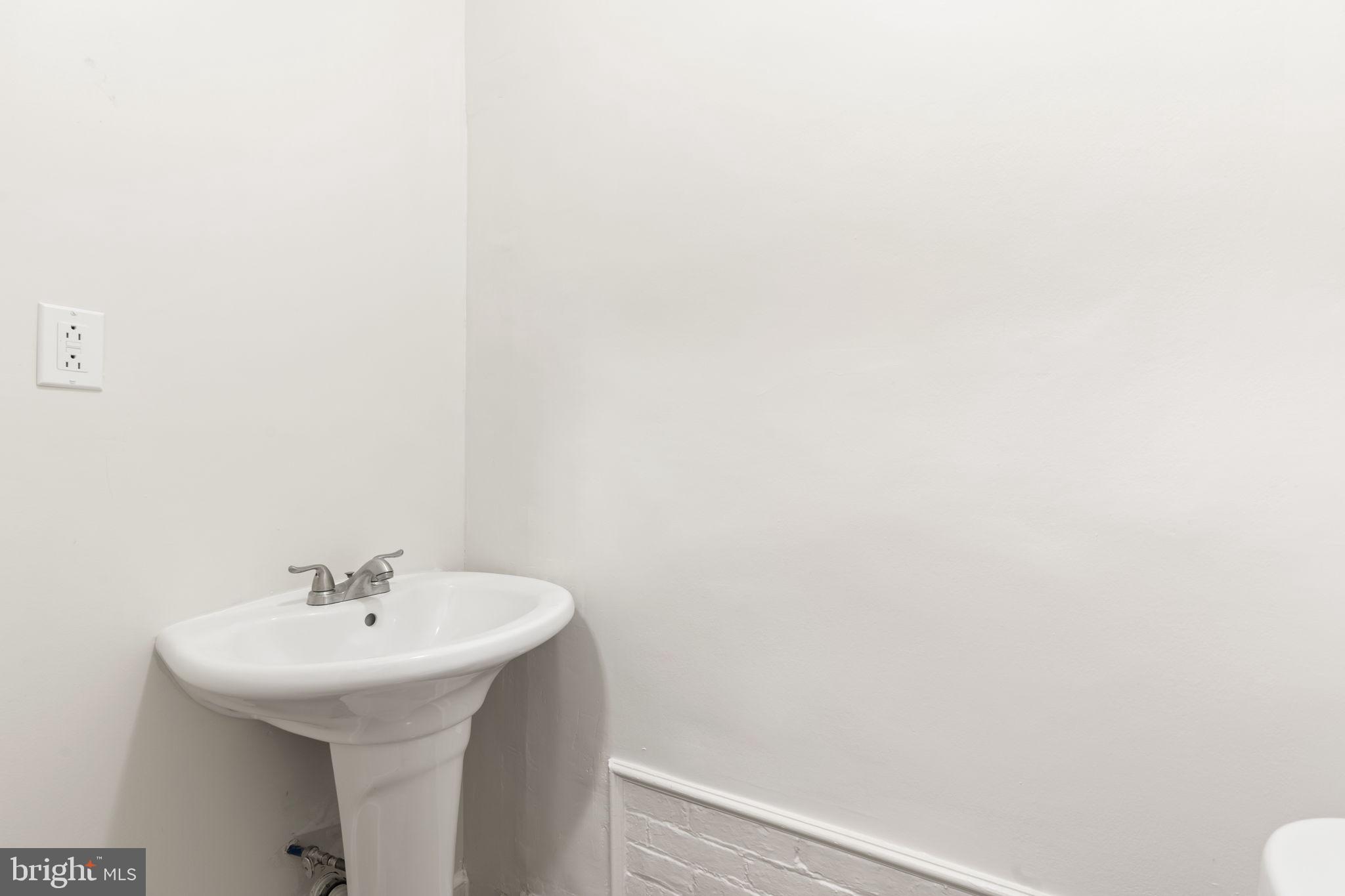 GRADUATE HOSPITAL - Residential