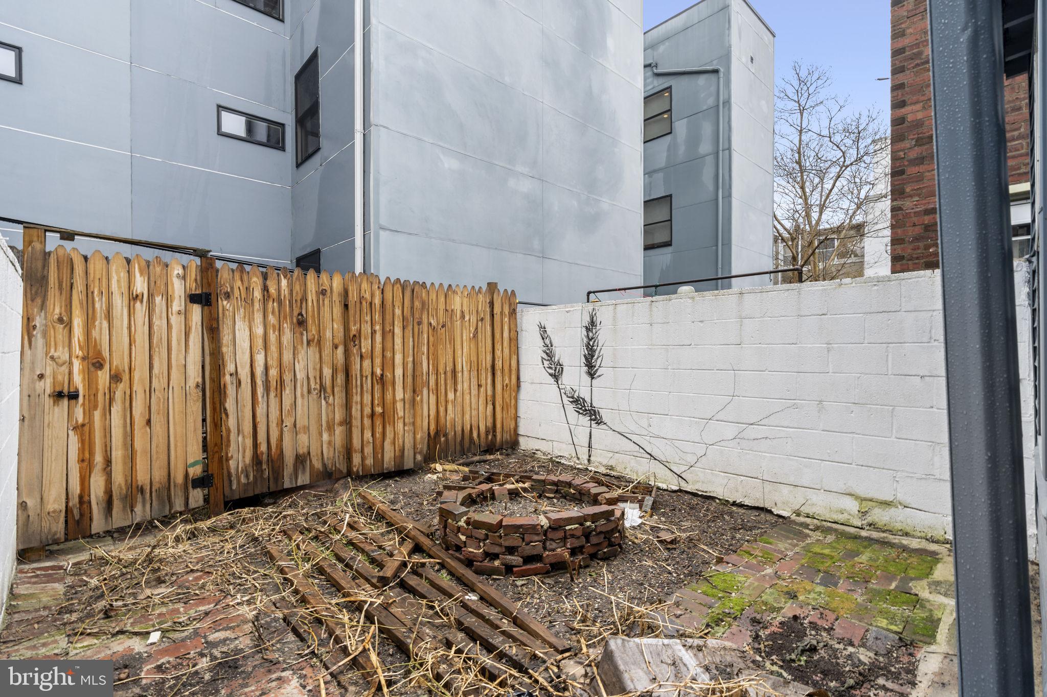 GRADUATE HOSPITAL - Residential