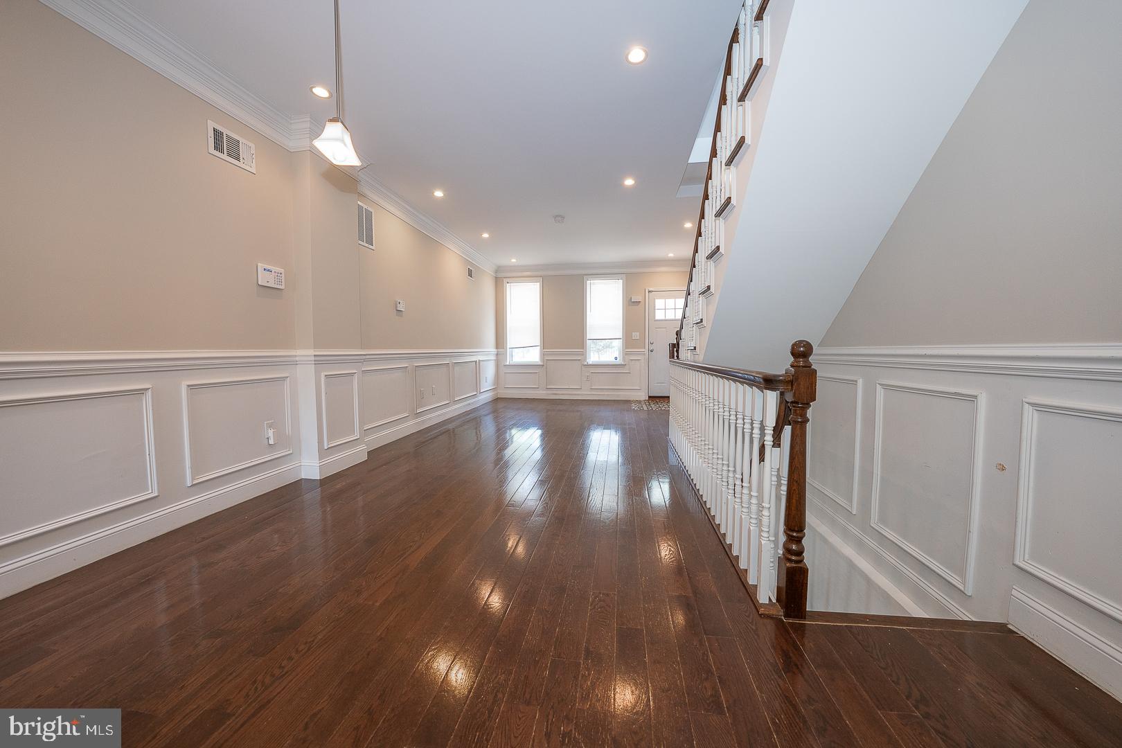 FAIRMOUNT - Residential