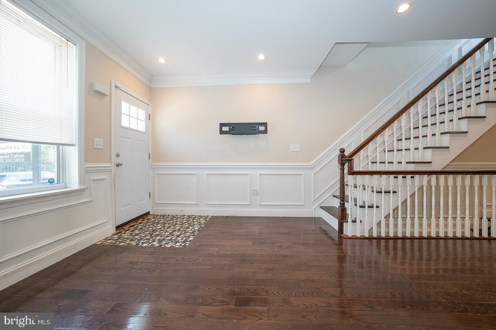 FAIRMOUNT - Residential