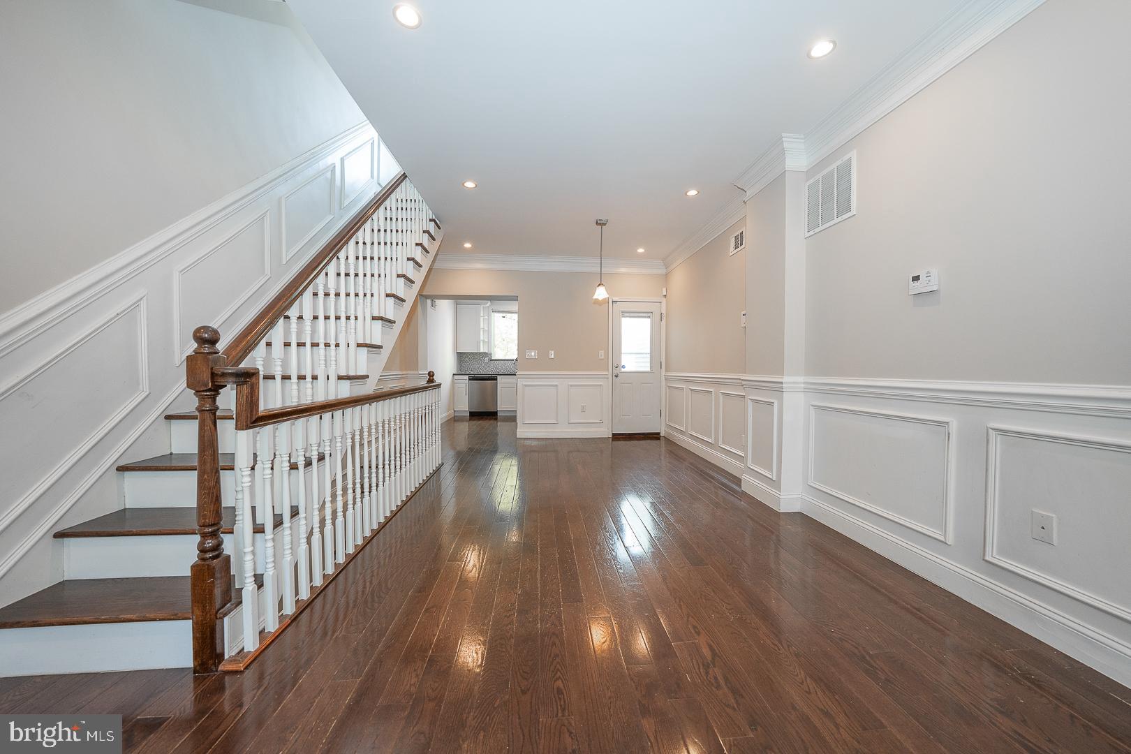 FAIRMOUNT - Residential