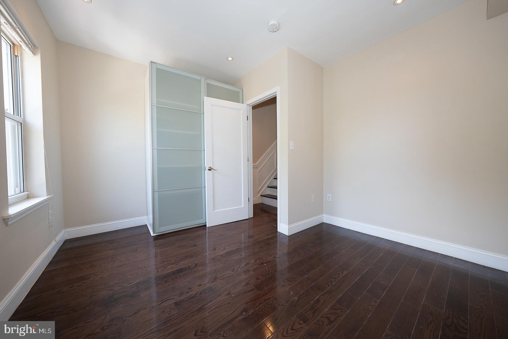 FAIRMOUNT - Residential