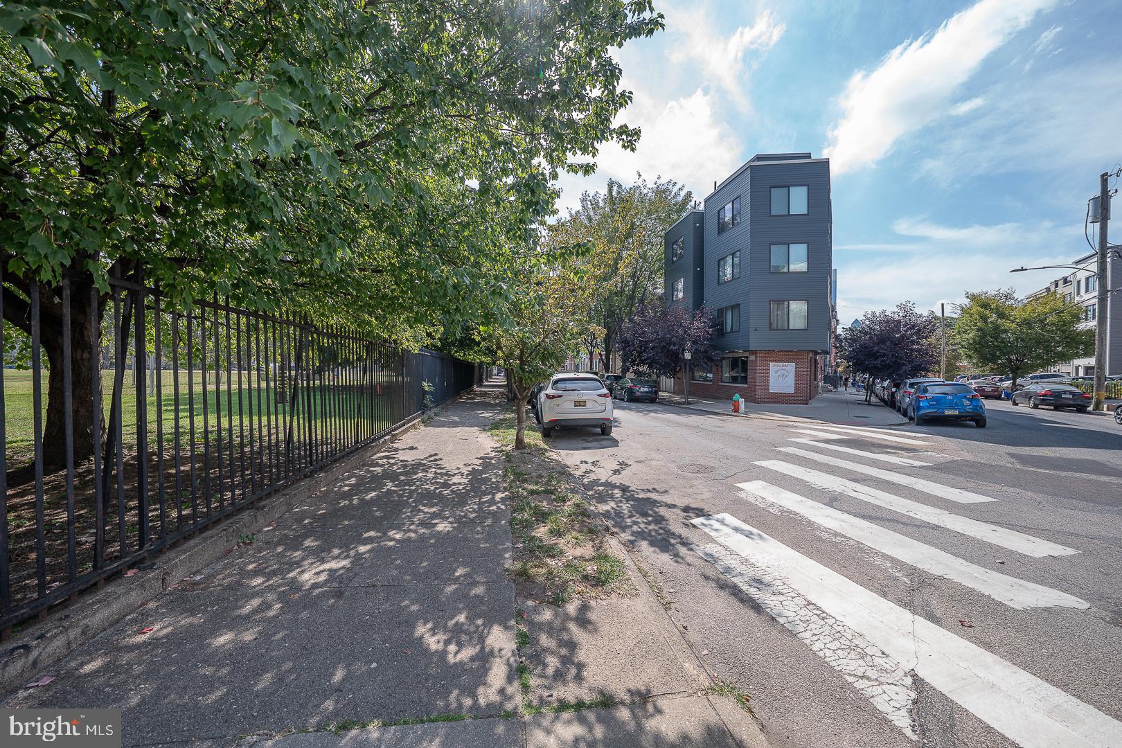 FAIRMOUNT - Residential