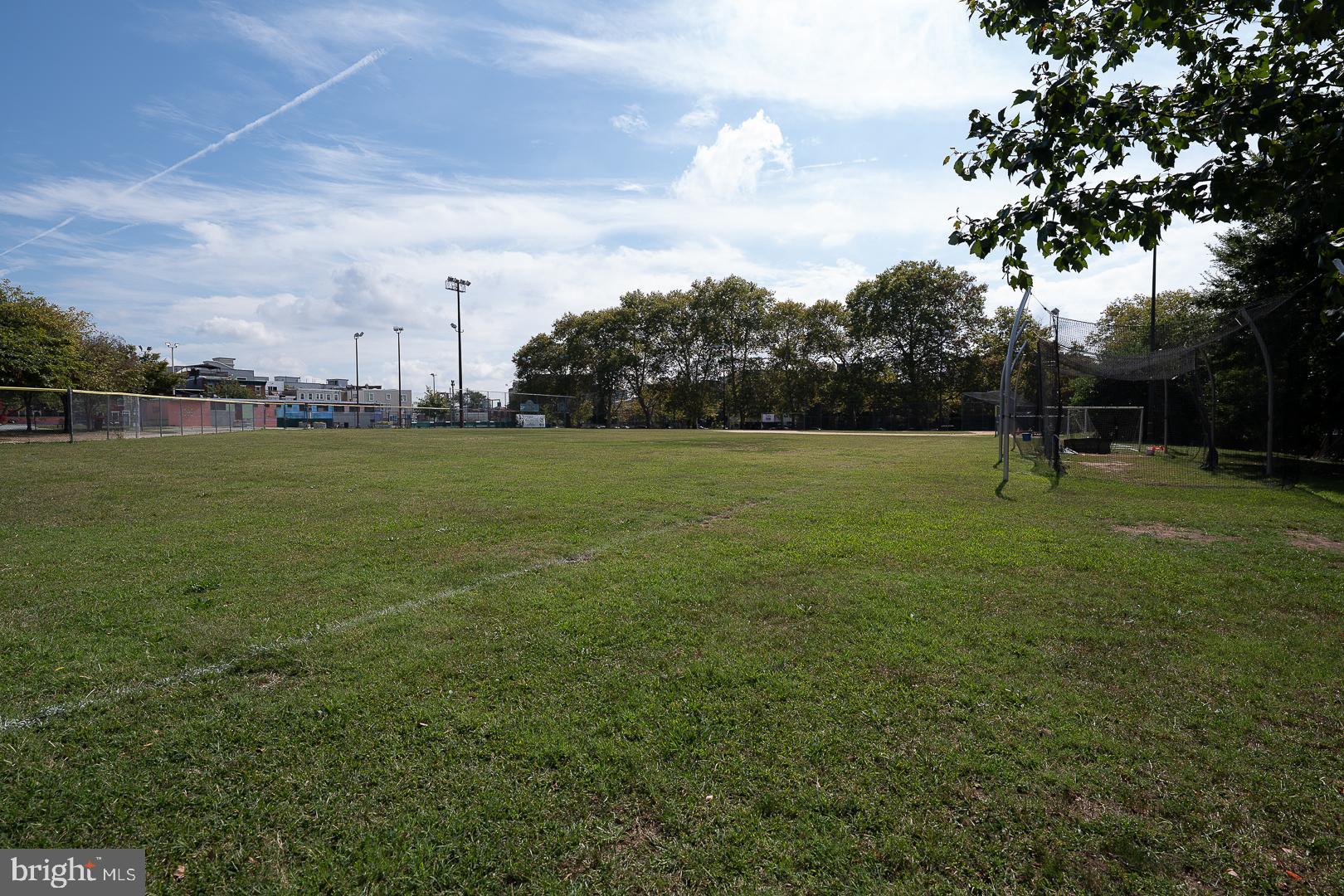 FAIRMOUNT - Residential