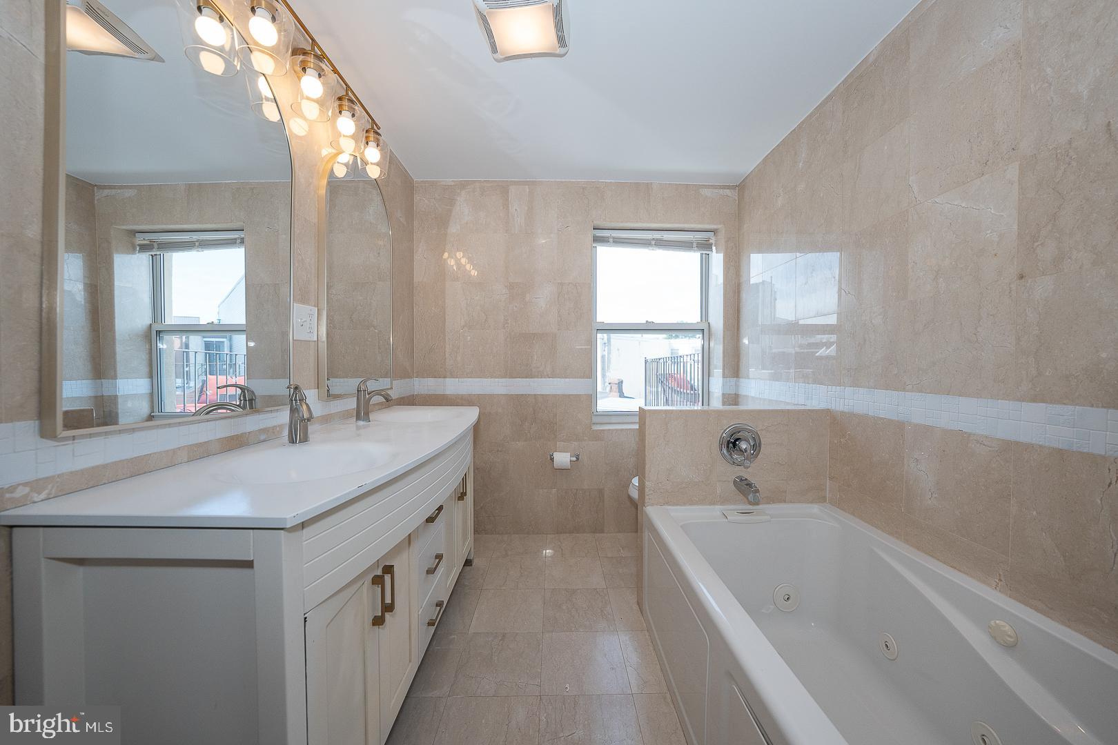 FAIRMOUNT - Residential