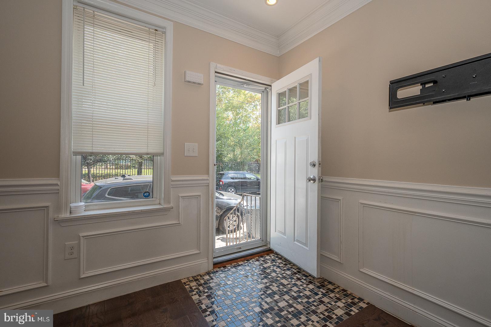 FAIRMOUNT - Residential