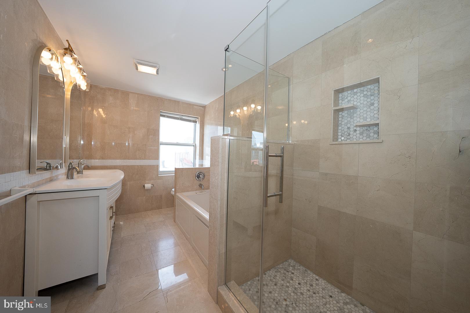 FAIRMOUNT - Residential