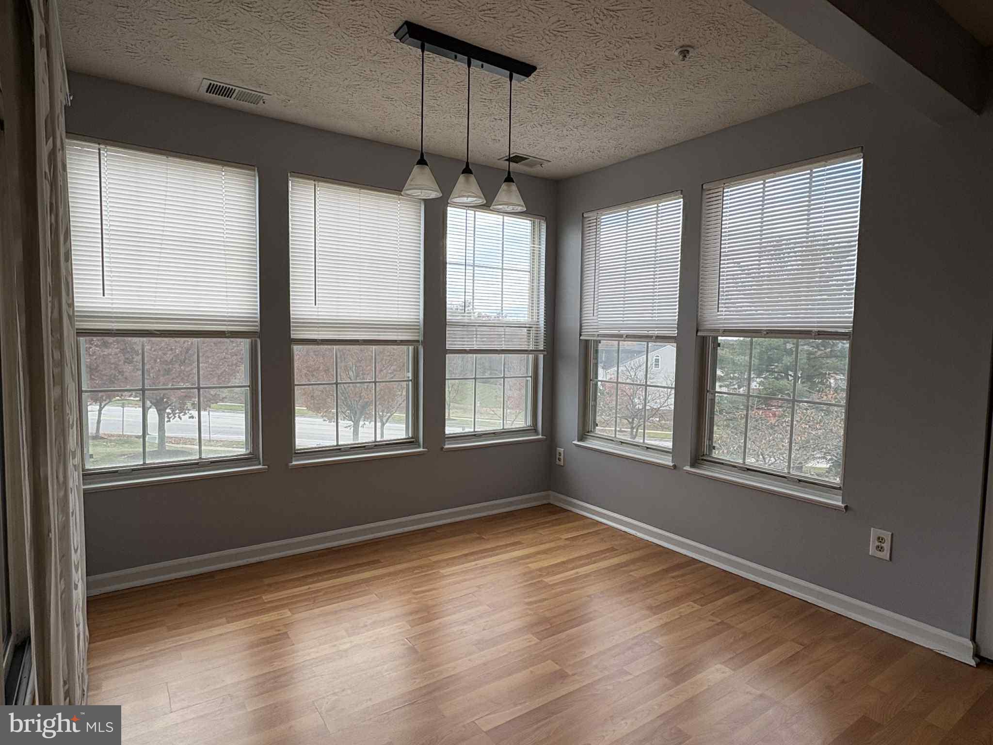 PINEY ORCHARD - Residential Lease