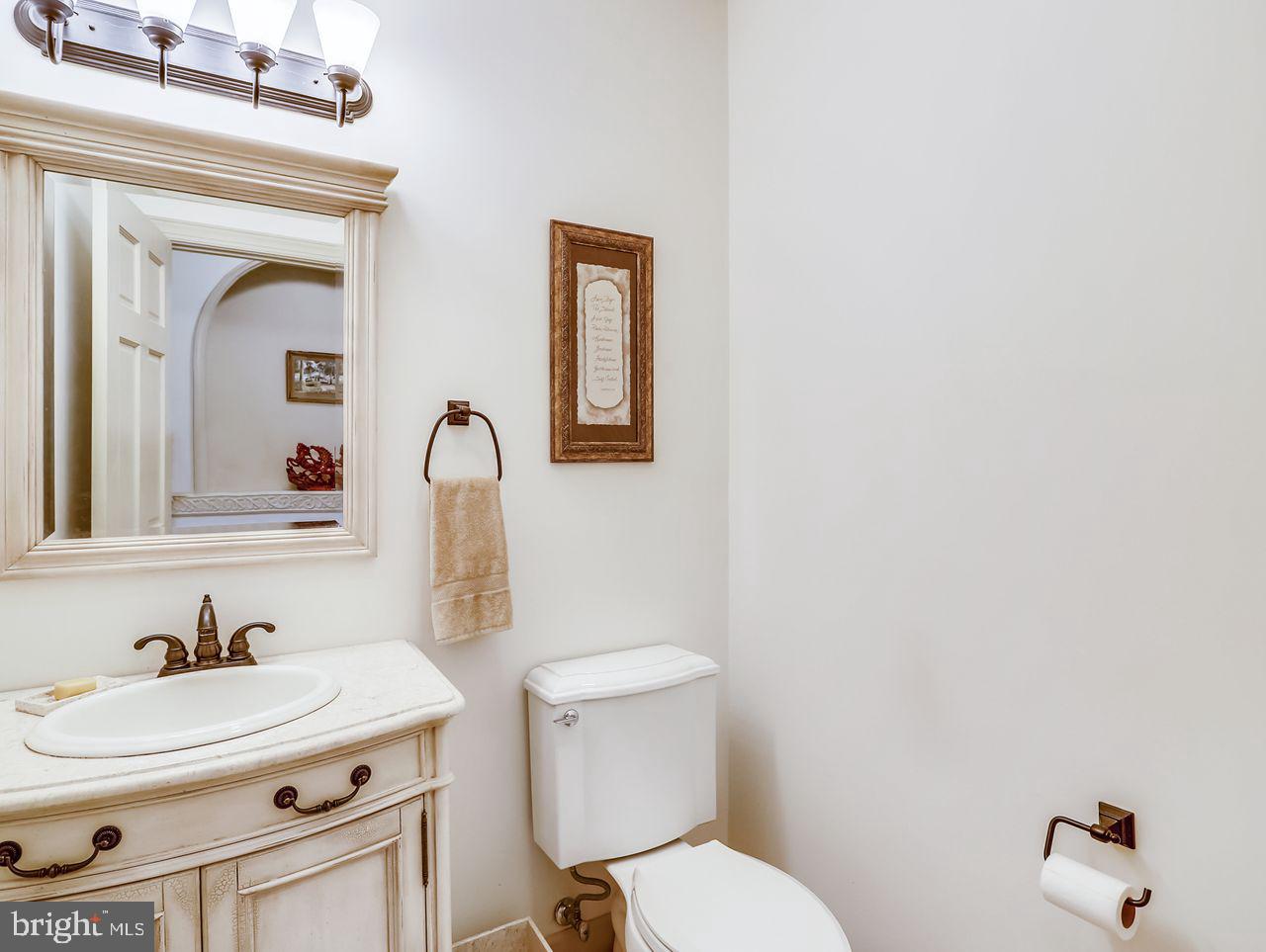 CHURCHTON - Residential