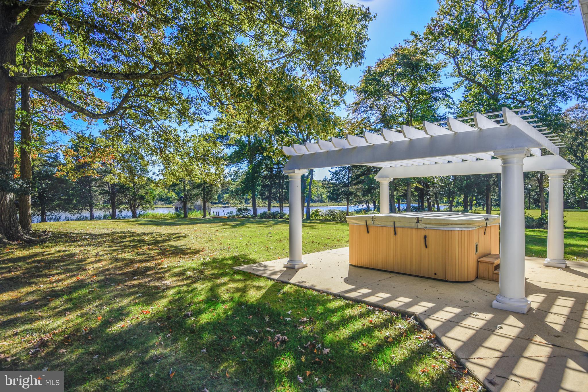 CHURCHTON - Residential