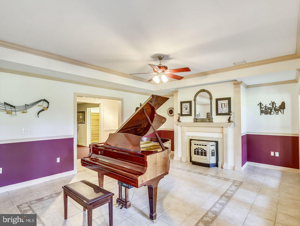 CHURCHTON - Residential