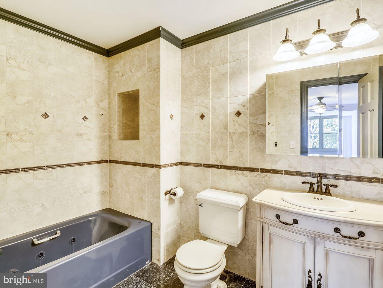 CHURCHTON - Residential