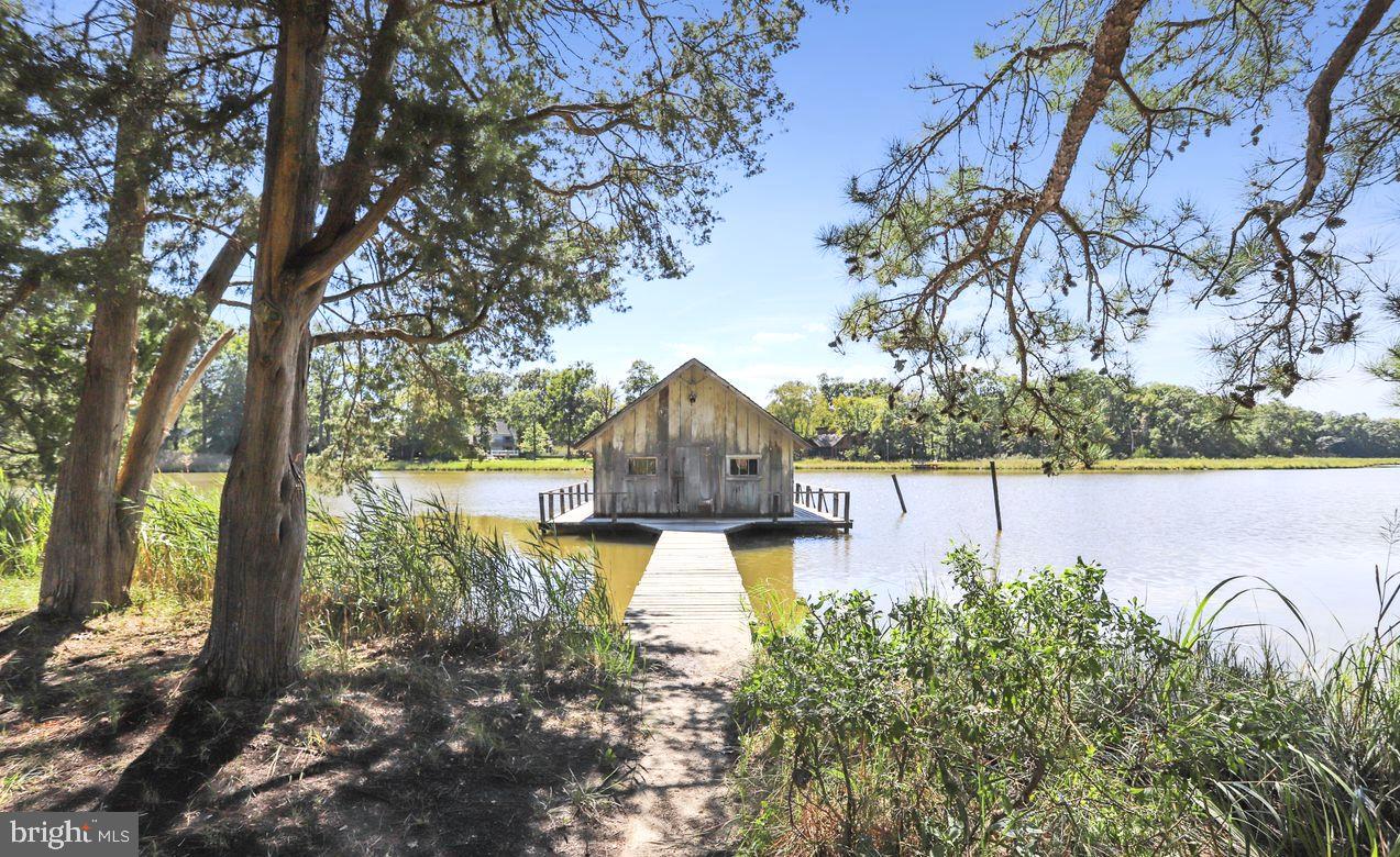 CHURCHTON - Residential