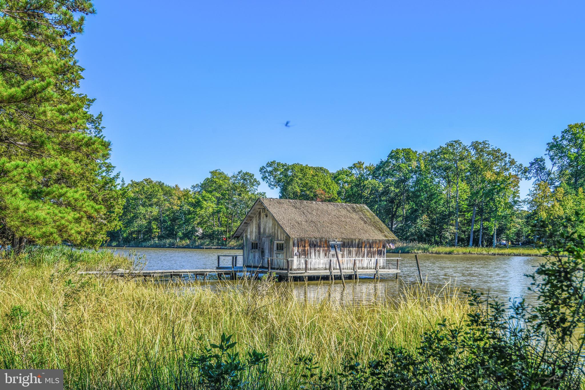 CHURCHTON - Residential