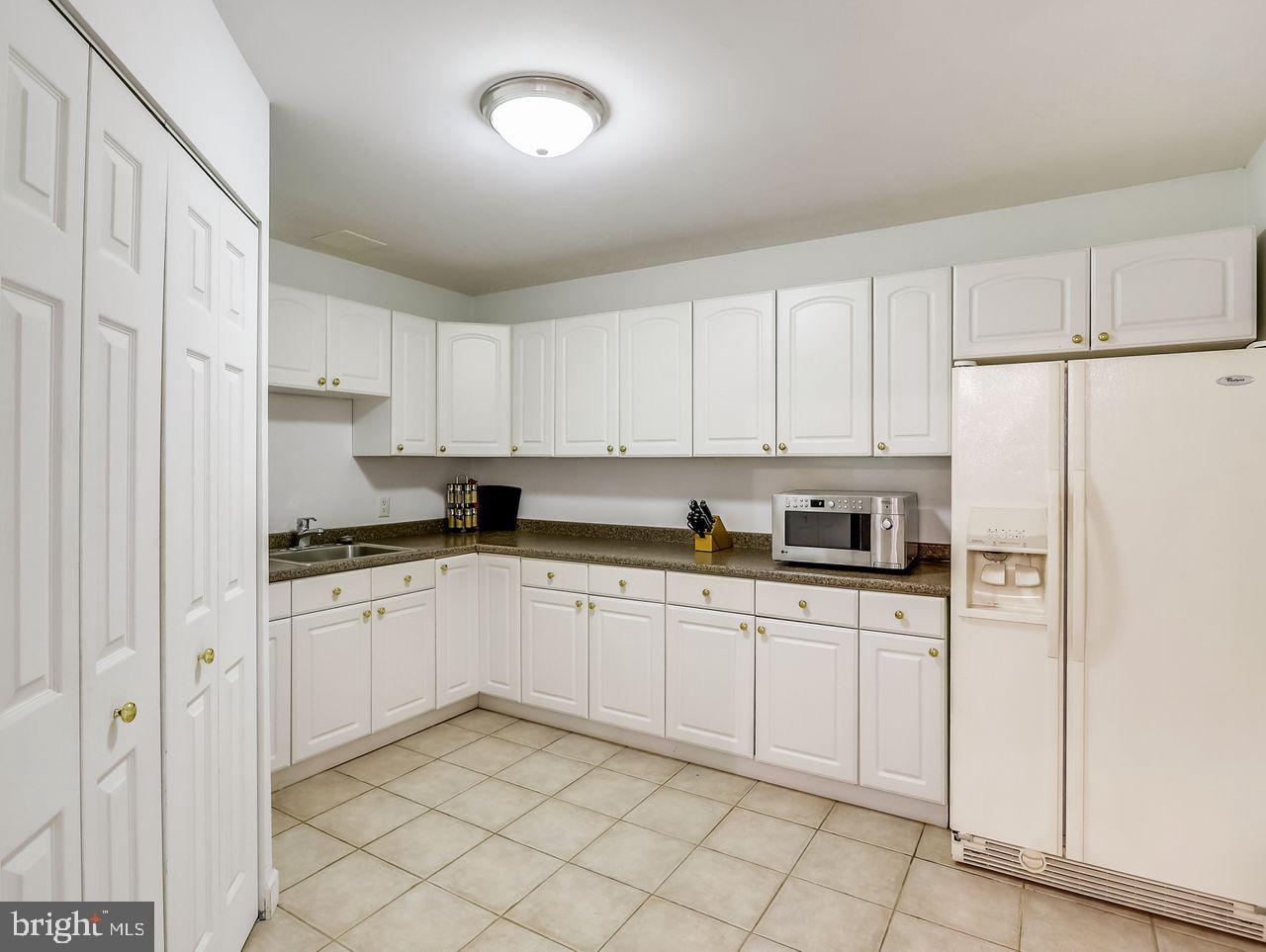 CHURCHTON - Residential