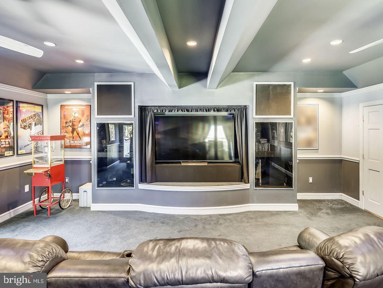 CHURCHTON - Residential