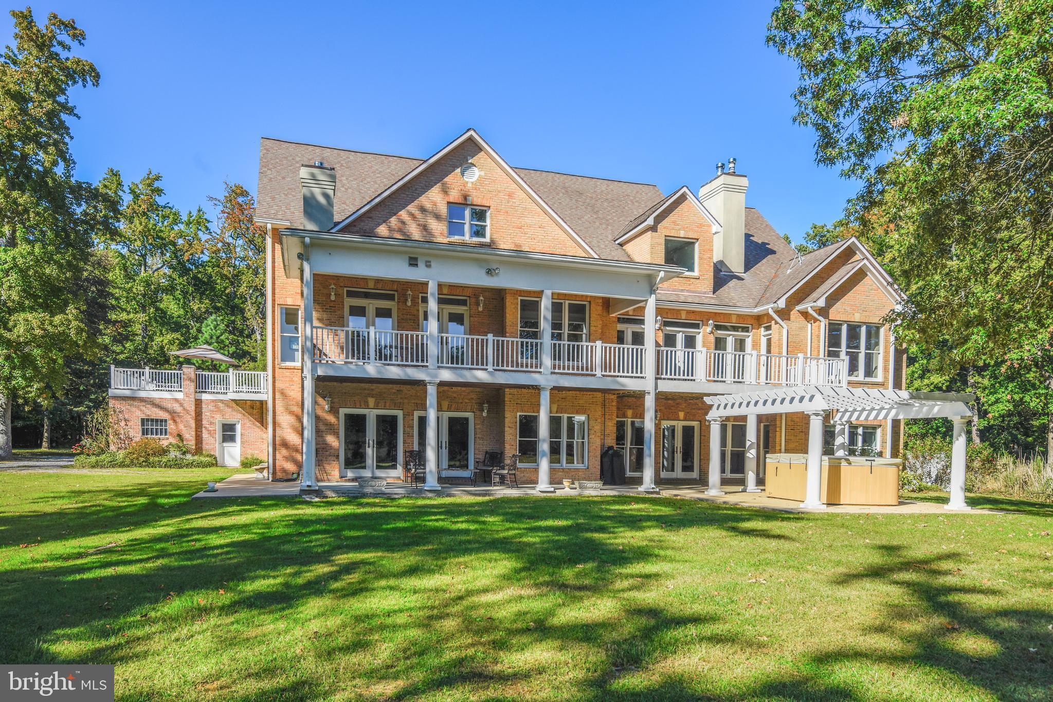 CHURCHTON - Residential