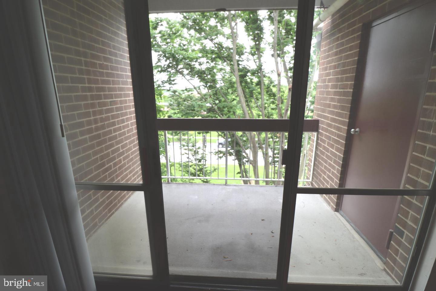 VILLAGE OF WILDE LAKE - Residential Lease