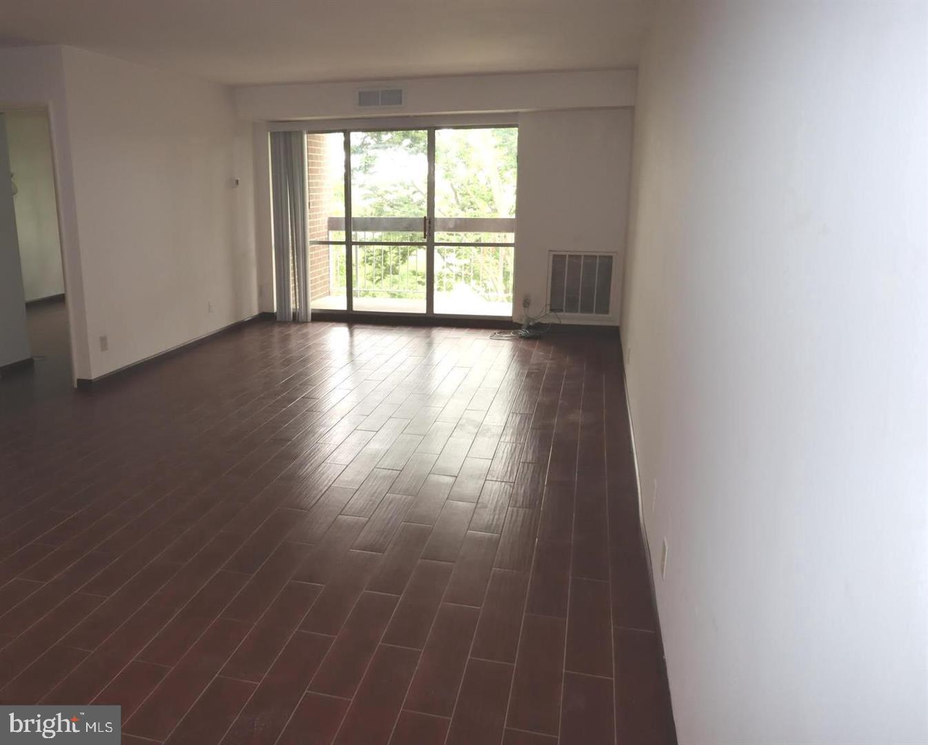 VILLAGE OF WILDE LAKE - Residential Lease