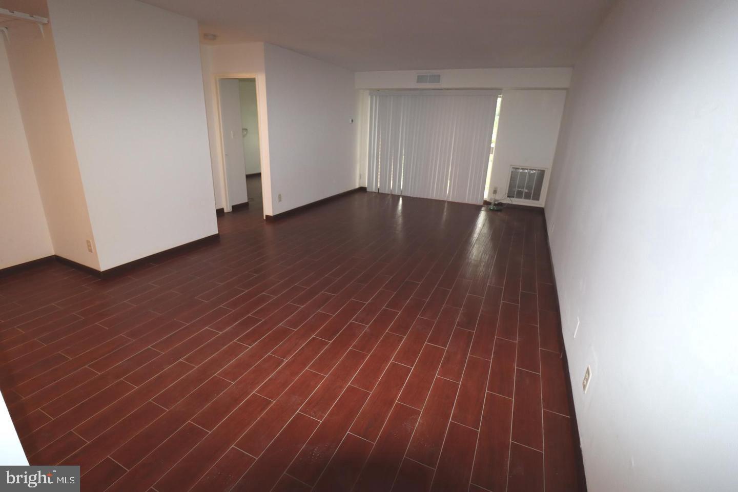 VILLAGE OF WILDE LAKE - Residential Lease