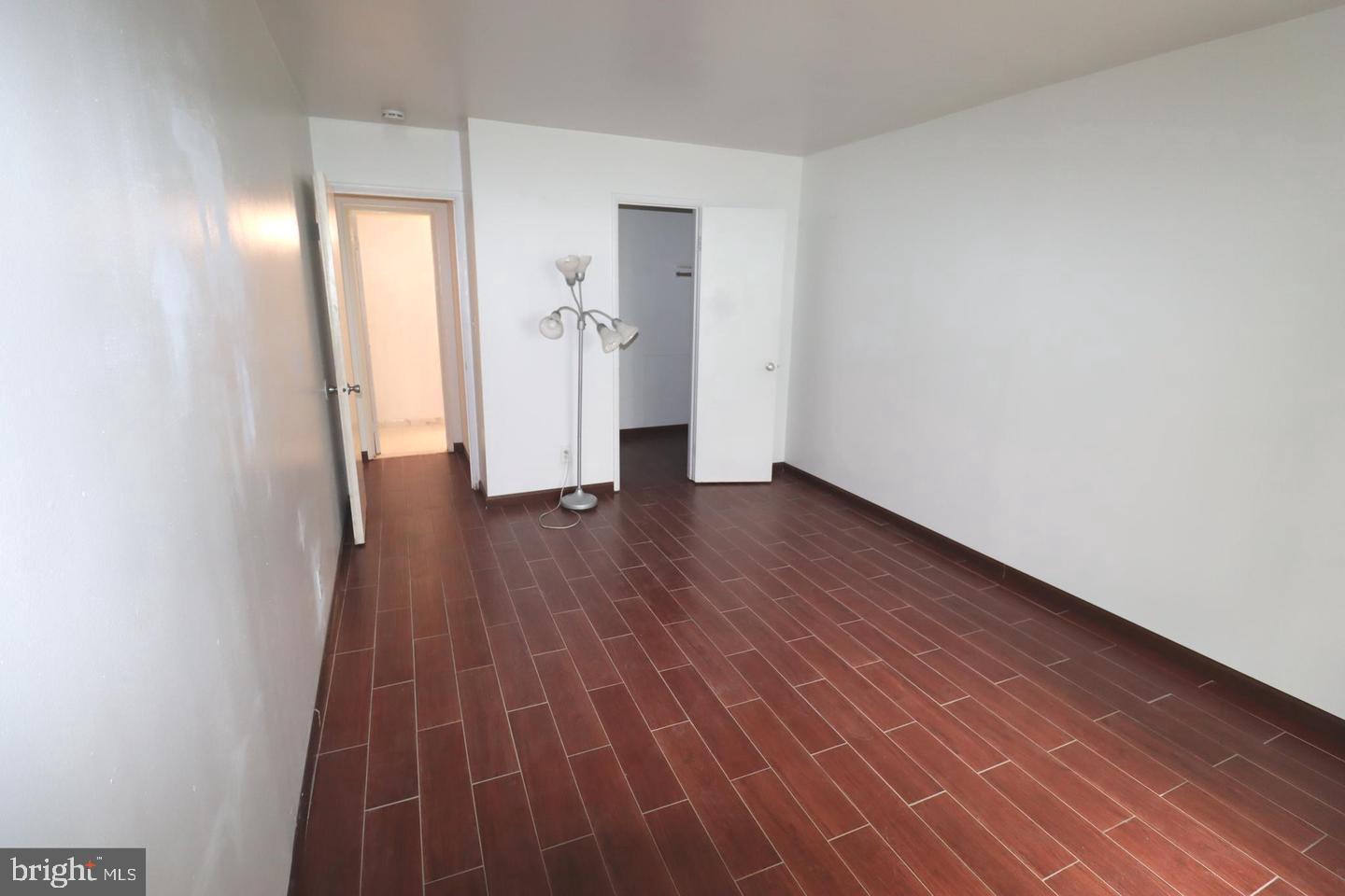 VILLAGE OF WILDE LAKE - Residential Lease