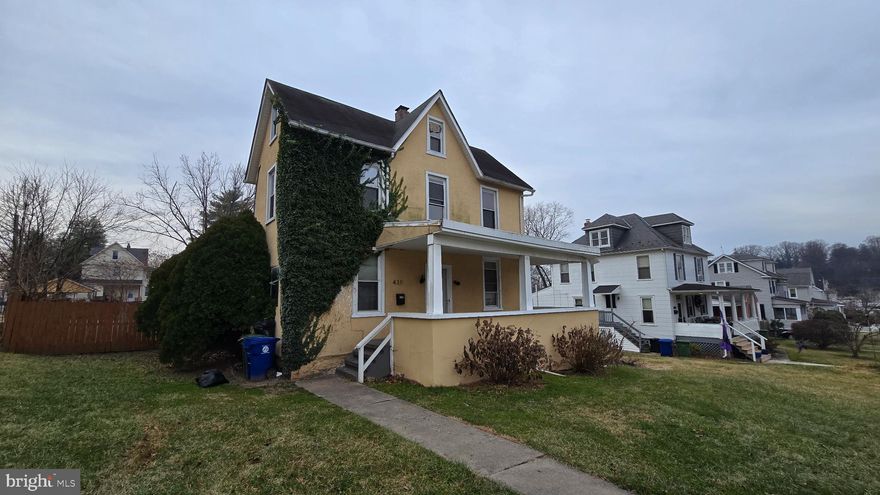 Value-add opportunity priced to reflect current condition. Offered at $169,900, the property requires renovation, with estimated improvements of approximately $60,000. Recent renovated comparable sales support post-renovation values in the low-to-mid $300,000 range. Suitable for investors or owner-occupants seeking to create equity through renovation. Property sold as-is. Showings available for buyers evaluating scope and numbers.