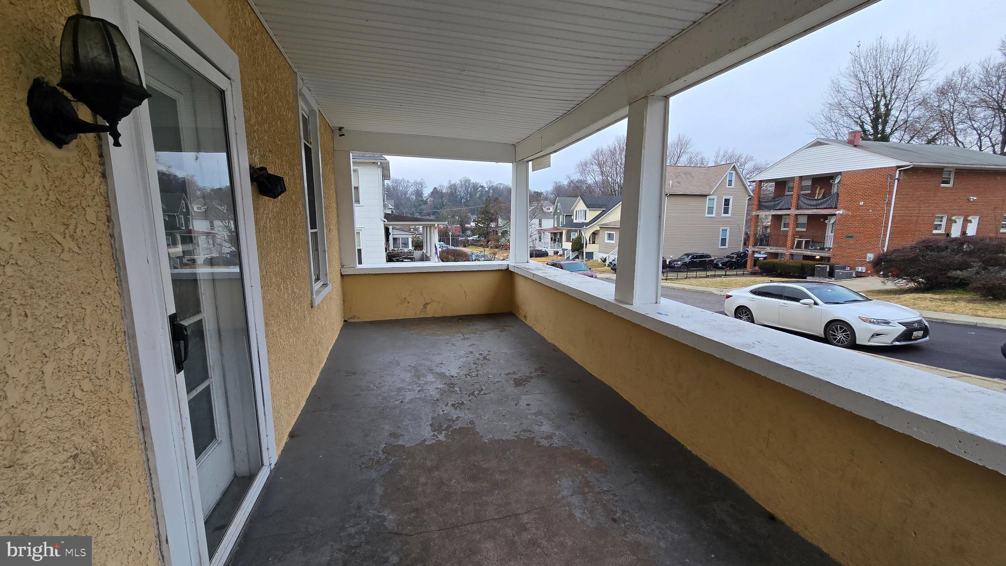 4313 FOREST VIEW AVENUE