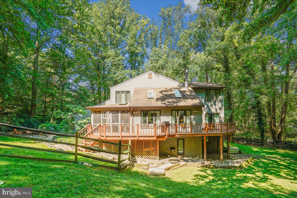 11671 FOX GLEN DRIVE