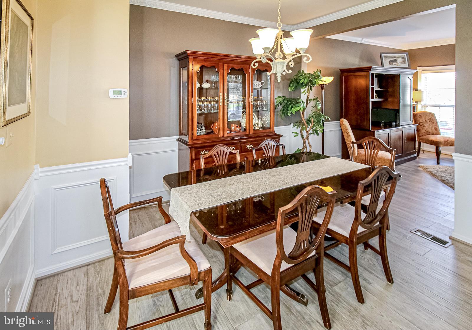 ASHBURN VILLAGE - Residential