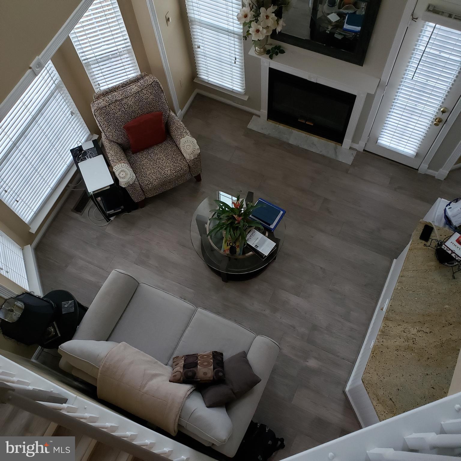 ASHBURN VILLAGE - Residential