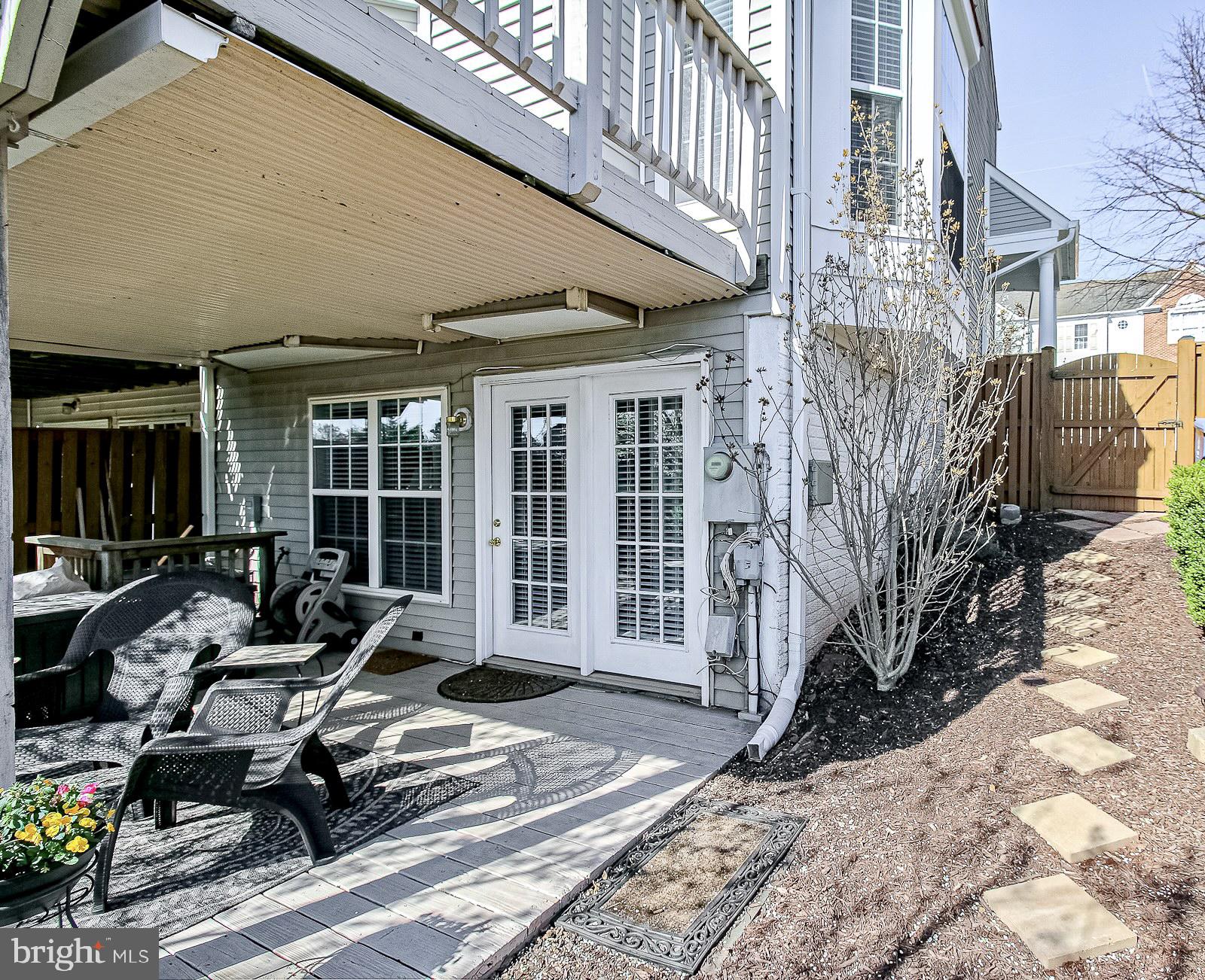 ASHBURN VILLAGE - Residential