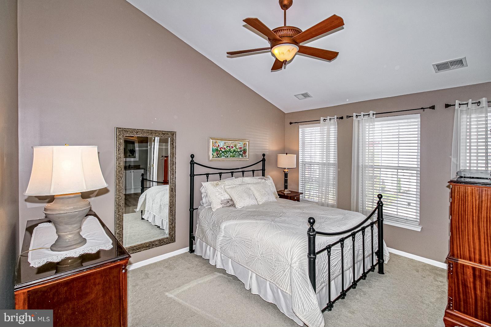 ASHBURN VILLAGE - Residential