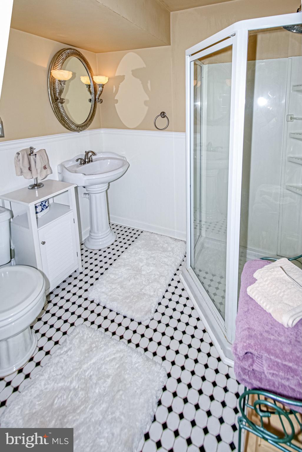 ASHBURN VILLAGE - Residential