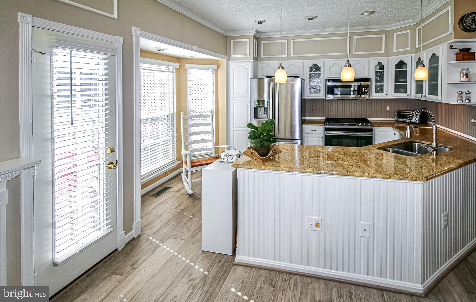 ASHBURN VILLAGE - Residential