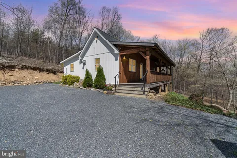 250 Hostetter Lane, Blain, PA MLS: PAPY2007224