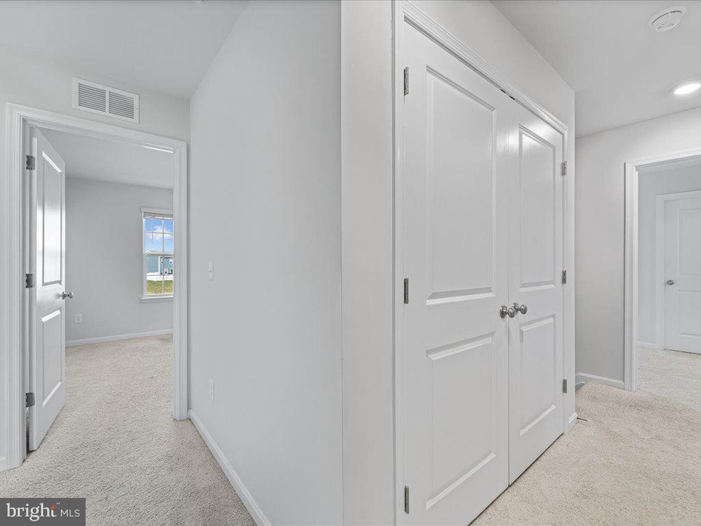 SHENANDOAH CROSSING - Residential Lease