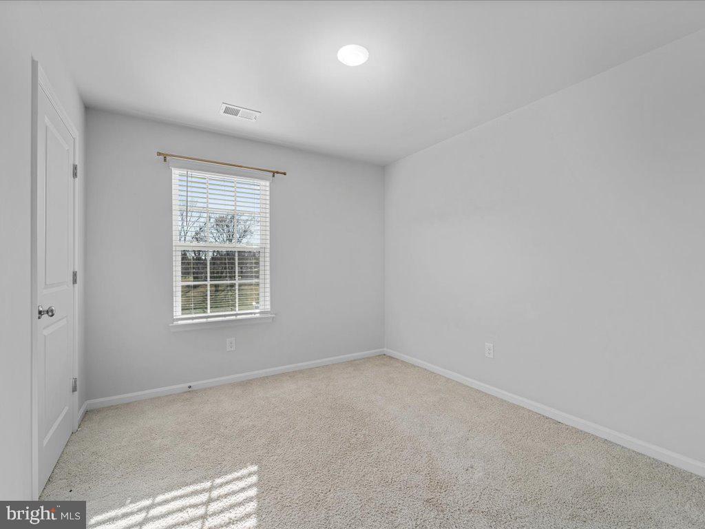 SHENANDOAH CROSSING - Residential Lease