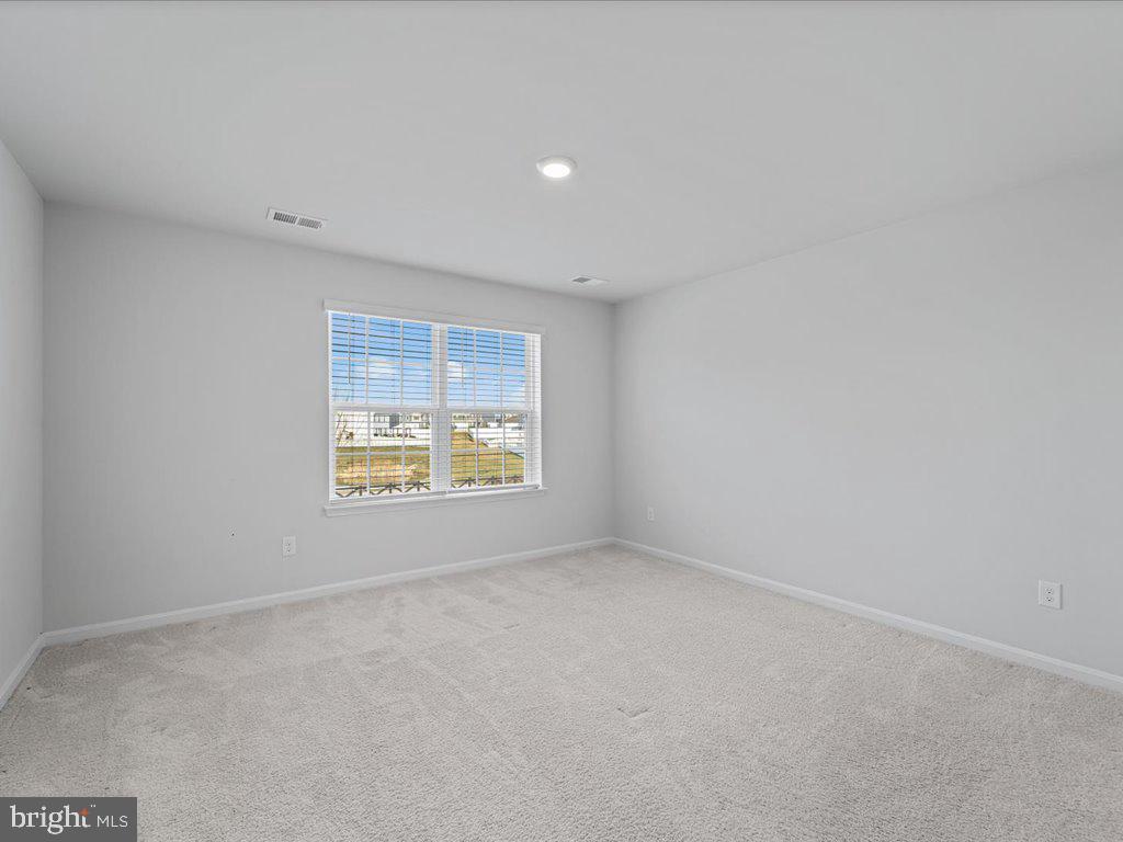 SHENANDOAH CROSSING - Residential Lease