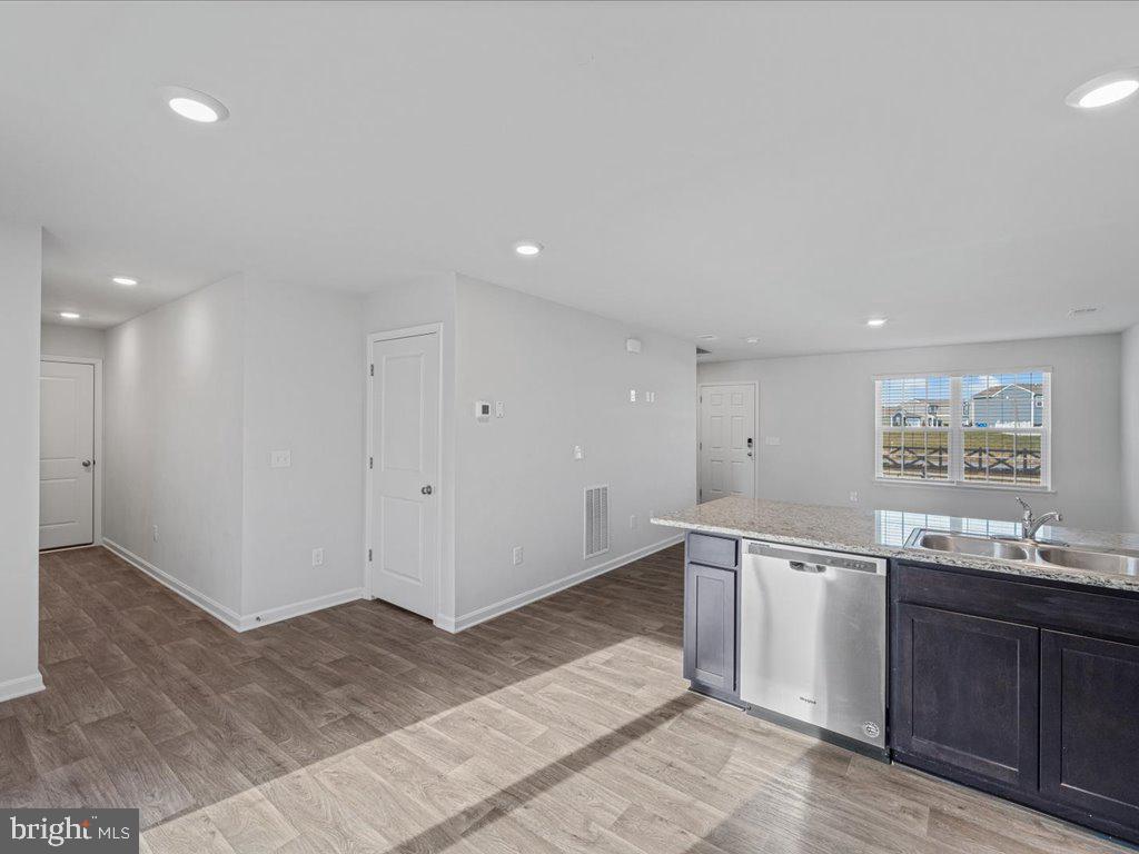 SHENANDOAH CROSSING - Residential Lease